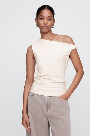 One-shoulder T-shirt
