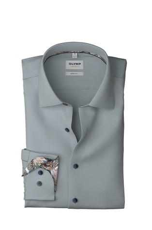 Level Five body fit košulja