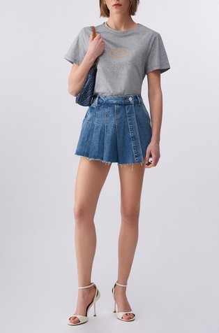 Majica s logotipom od ukrasnih perla