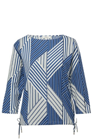 Patterned shirt blouse with boat neckline