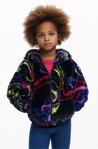 Jakna od umjetnog krzna s kapuljačom i uzorkom