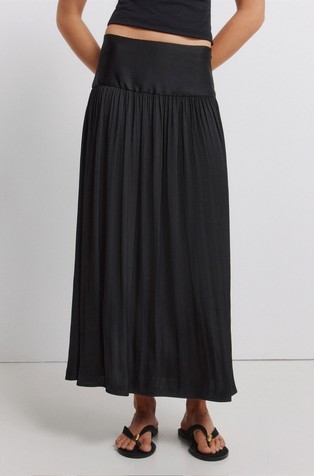 High waisted long skirt