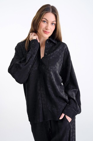Talena pyjama shirt with leopard print