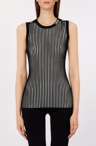 Knit top in viscose-blend