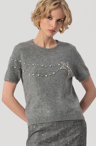 Short-sleeved knit sweater with rhinestones