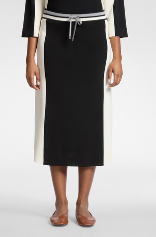 Two tone skirt with elasticated waistband