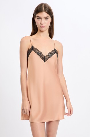 Desire satenska spavaćica s čipkom