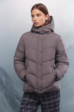 Padded jacket with removable hood