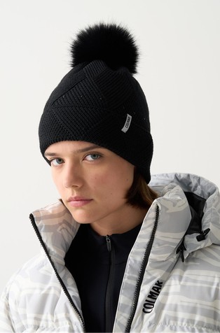 Pletena kapa od mješavine vune s ukrasnim kamenčićima