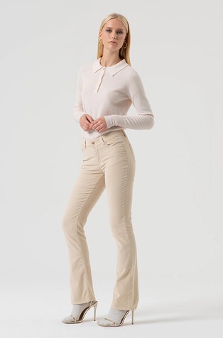 Push-up baršunaste hlače sa zvonastim nogavicama