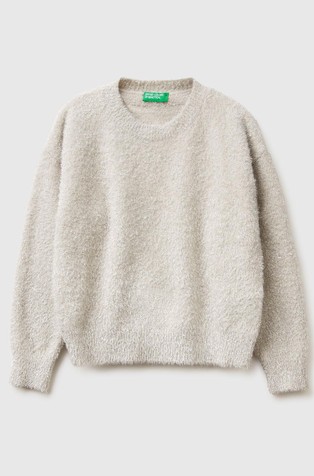 Pleten pulover sa svjetlucavim lurex vlaknima