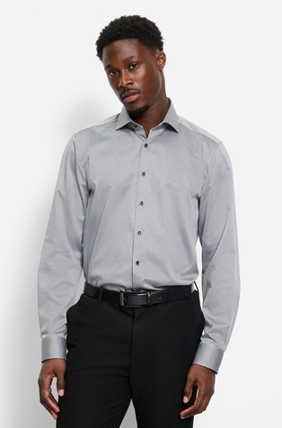 Level Five body fit košulja