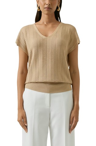 Loose fine knit shirt with metallic yarn