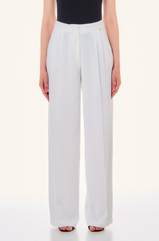 Relaxed fit hlače s naborima