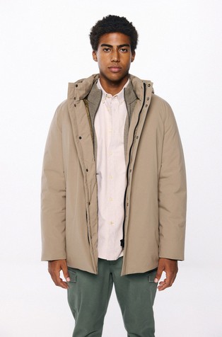 Vodootporna jakna s uklonjivom kapuljačom