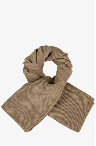 Ribbed scarf