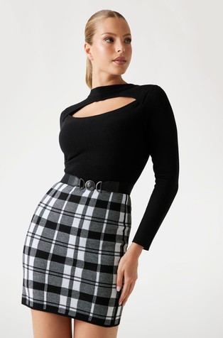 Short Knit Dress with Belt