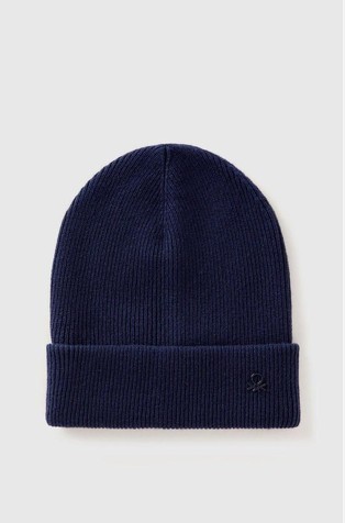 Pletena kapa od mješavine vune