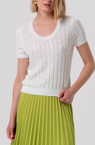 Pletena majica s ukrasnim kamenčićima