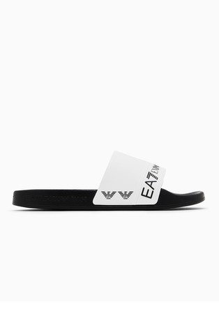 Unisex slides with contrast logo