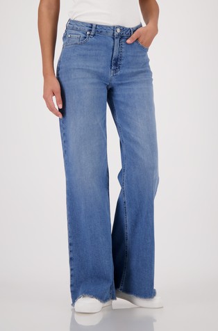 Wide-leg jeans