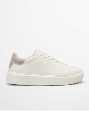 Leather sneakers
