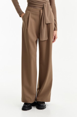 Hlače s visokim strukom