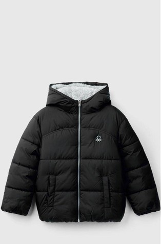 Prošivena jakna s čupavom podstavom i kapuljačom