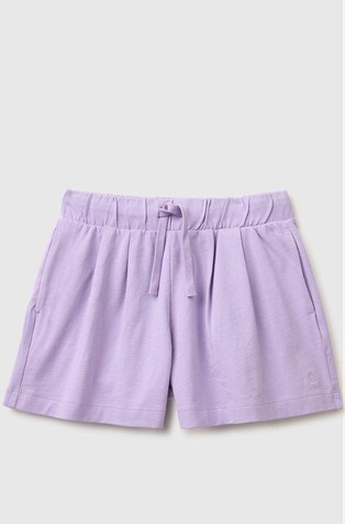 Bermuda shorts with drawstring and pleats