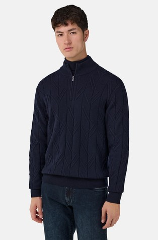 Pleten vuneni pulover s djelomičnim kopčanjem