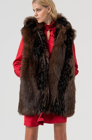 Duži prsluk od umjetnog krzna s kapuljačom