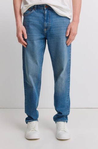 Regular fit jeans hlače s ispranim izgledom