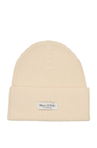 Knitted hat made of organic cotton