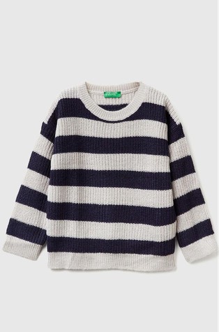 Pleten pulover s prugastim uzorkom