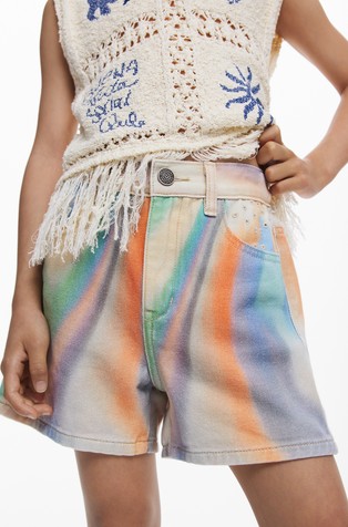 Denim kratke hlače s tie-dye uzorkom