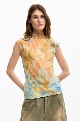 Textured T-shirt with abstract print