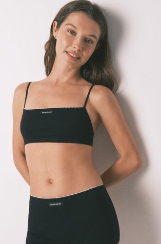 Bešavan rebrast grudnjak