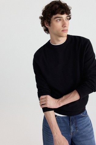 Basic round neck jumper