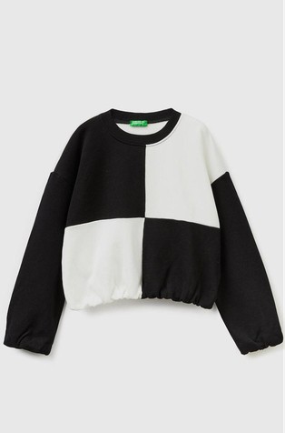 Pulover s raznobojnim blokovima