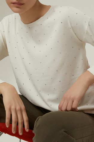 Pleten pulover od mješavine viskoze s ukrasnim kamenčićima