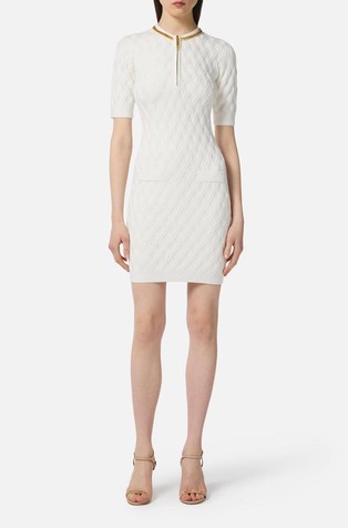 Pletena mini haljina s ukrasnim lancem