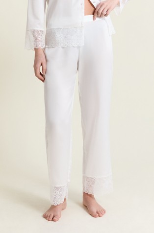 Rencontre satin pyjama pants with lace details