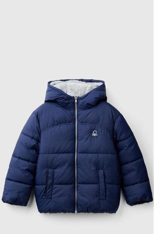 Prošivena jakna s čupavom podstavom i kapuljačom