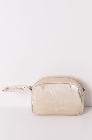 Manja podstavljena kozmetička torbica