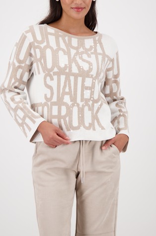 Pleten pulover s uzorkom natpisa i šljokicama