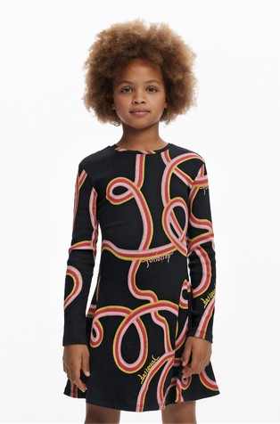 Rebrasta haljina s uzorkom