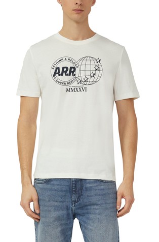 T-shirt with front print