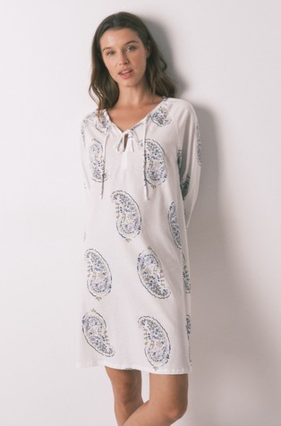 Spavaćica s paisley uzorkom
