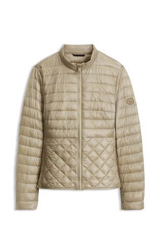 Water-repellent down jacket