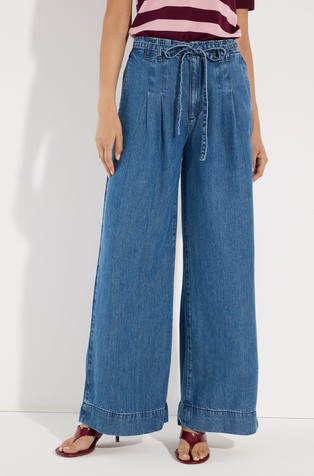 Wide-leg jeans